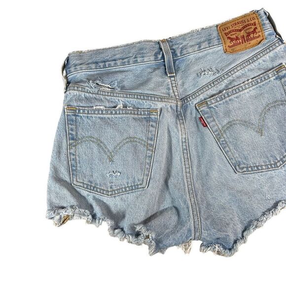 Levi’s 501 Light Wash Distressed Heavily Frayed Denim Cut Off  Shorts - Picture 5 of 9
